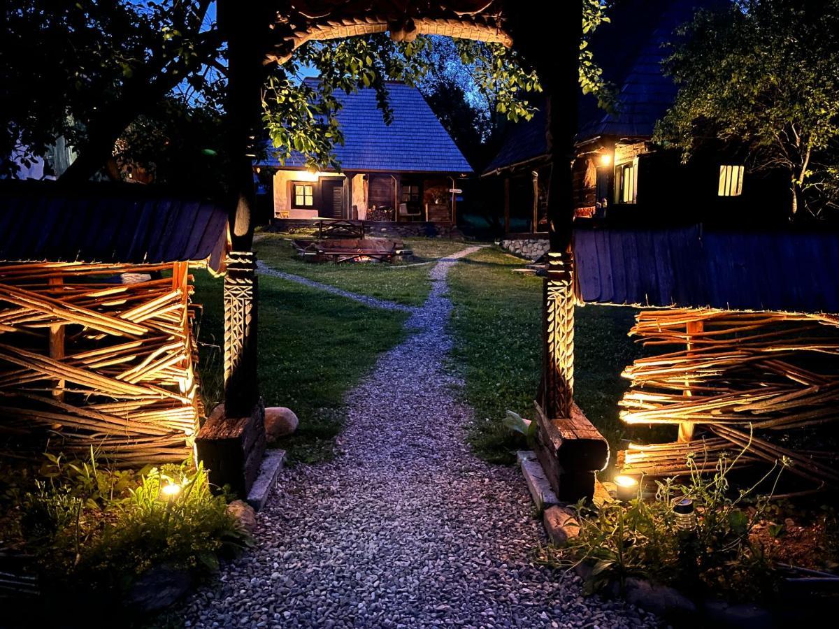 The Village Pension Breb Εξωτερικό φωτογραφία