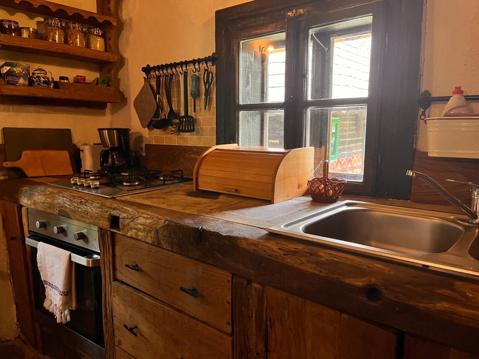 The Village Pension Breb Εξωτερικό φωτογραφία